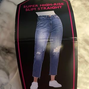 No Boundaries High rise slim straight cropped jeans